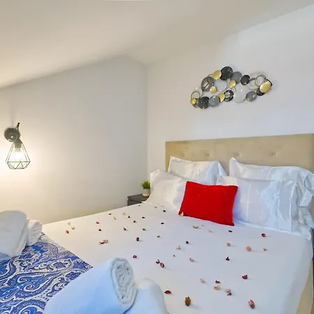 Apartment And Cozy